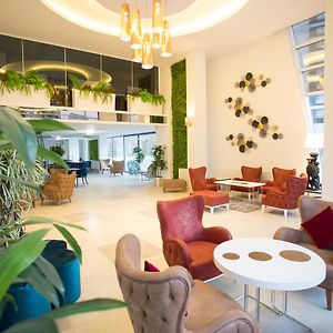 Aroyal Suites Hotel